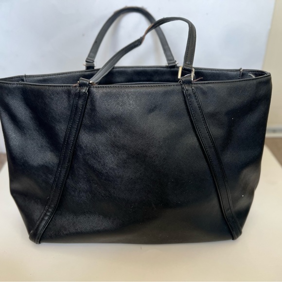Aritzia Sunday best large black polyurethane shoulder bag… - Picture 7 of 10